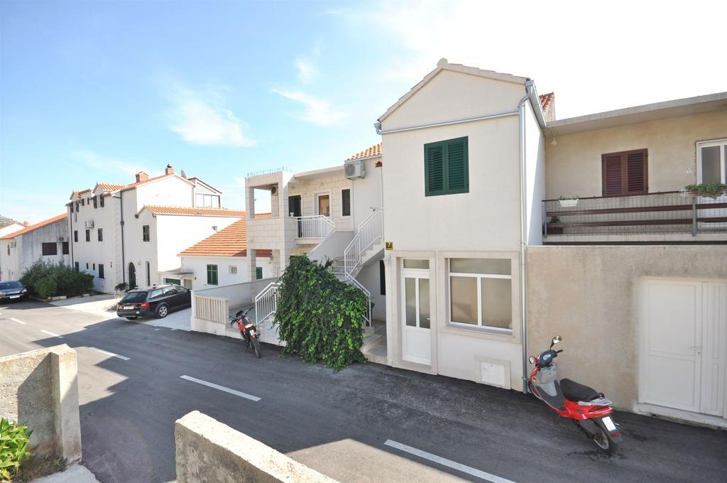 Apartment Anic Bol Kültér fotó